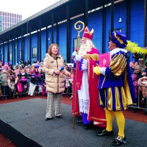 Sinterklaas welkom geheten door de nieuwe burgemeester