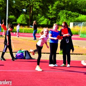 Jubileumeditie Almelose Schoolsportdagen zeer zonnig en succesvol verlopen