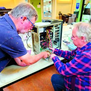 Repair Café de Hagedoorn open op vrijdag 4 oktober