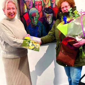 2000ste bezoeker Biënnale Overijsselse Schilderkunst in Kunsthal Almelo