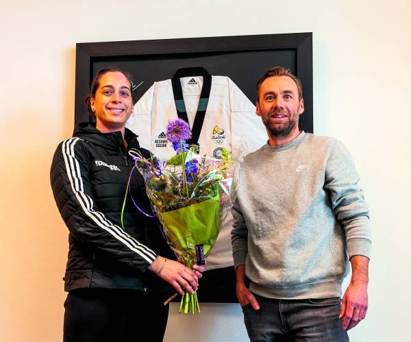 Beroemde Almelose sporters als naamgever van vergaderruimtes