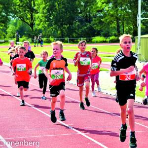 OBS De Windhoek de grote winnaar van het eerste school atletiektoernooi voor<br />basisscholen bij AAV SISU