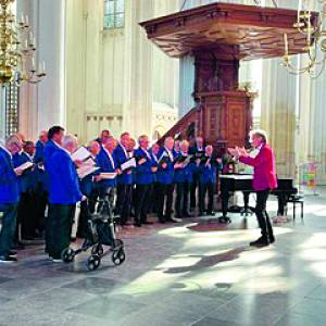 Almelo’s Mannenkoor brengt lunchconcert in Sint Stevenskerk te Nijmegen