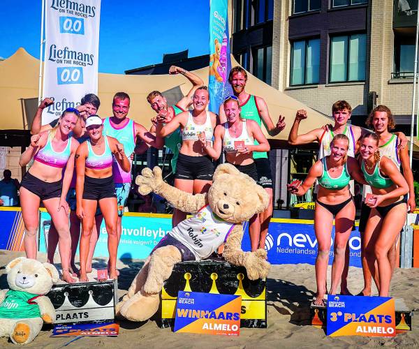 Van der Made en Stok prolongeren titel in Almelo