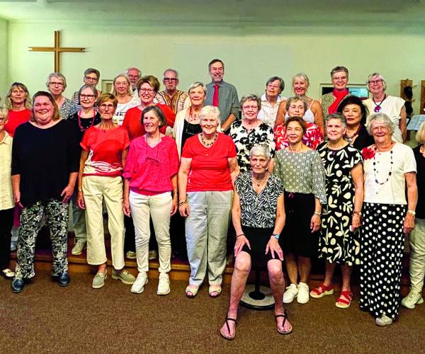 Swingen met Noontime Singers in Huis van Katoen & Nu