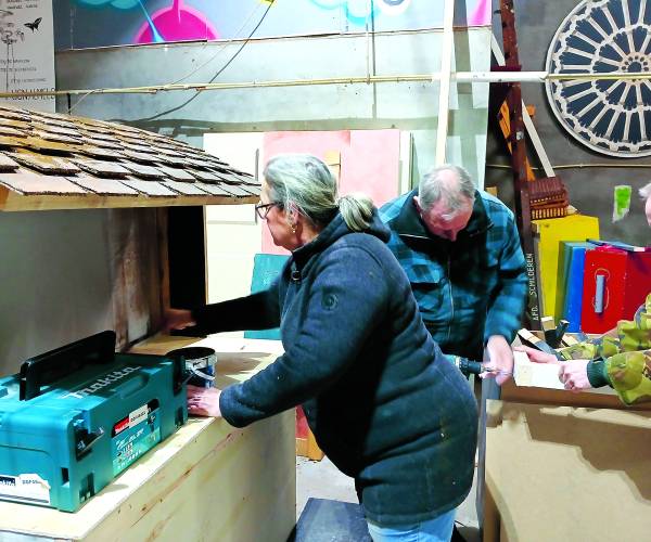 Decorbouwers zijn onmisbare schakel in theatervoorstelling